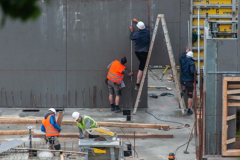 Contractors & Engineers